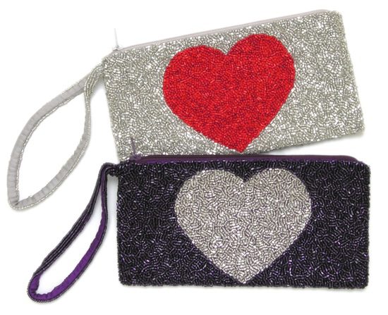 beaded-heart-bag-cpw3519-nyc-usa-monogram.jpg