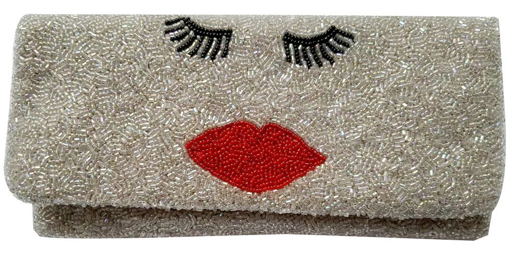 clutch-lips-eyelashes-fm5595-nyc-usa-monogram.jpg