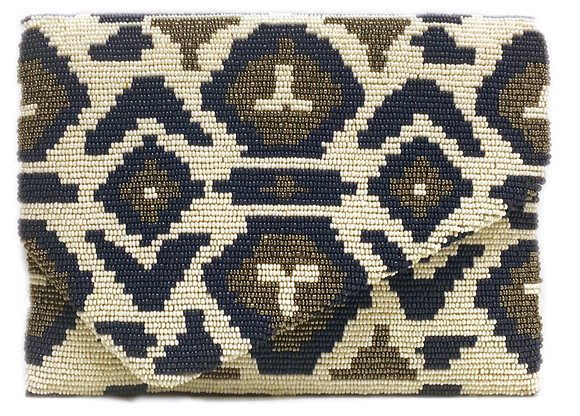 medium-v-flap-clutch-print-msv5531-nyc-usa-monogram.jpg