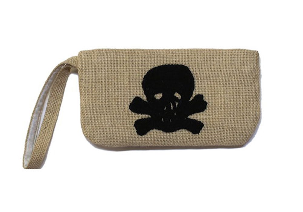wristlet-with-skull-cpxw1499s-nyc-usa-monogram.jpg